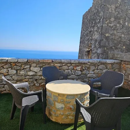 Rigas Stone Tower East Mani 3 Mína