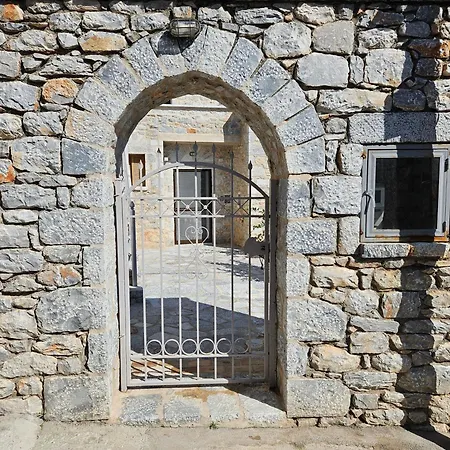 Apartment Rigas Stone Tower East Mani 3 Mina