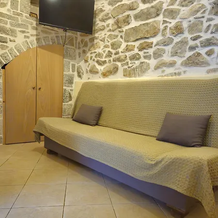 Rigas Stone Tower East Mani 3 Apartment