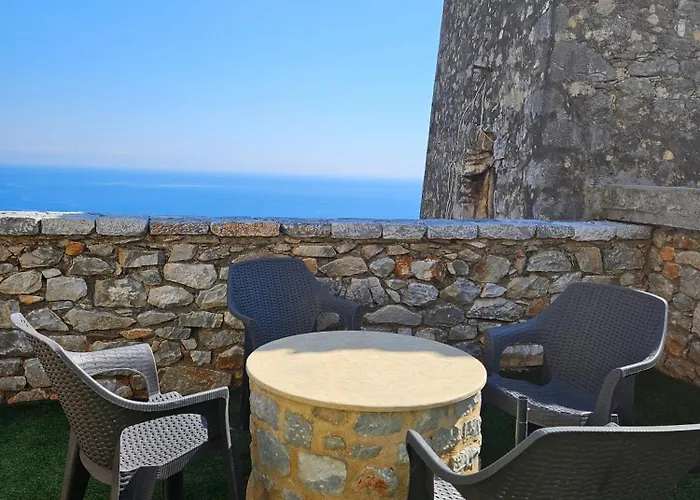 Rigas Stone Tower East Mani 3 Mína