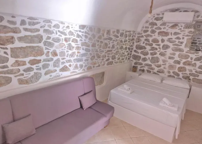 Rigas Stone Tower East Mani 3 شقة *